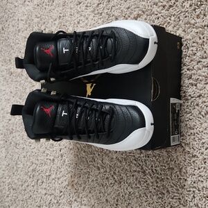 AIR JORDAN 12 RETRO (GS) Size 6Y